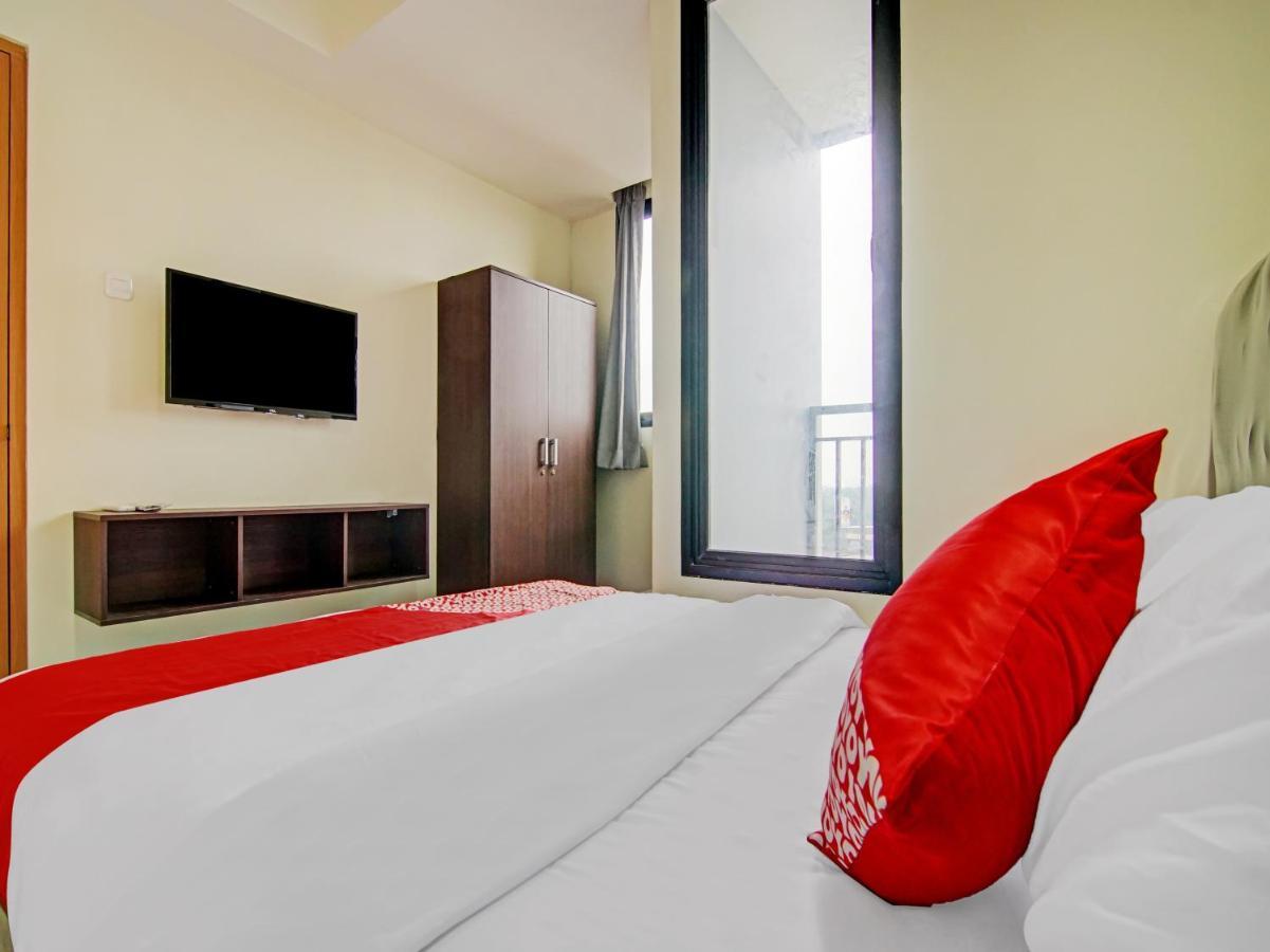 Oyo 90339 Evenciio Apartment Syariah Depok Extérieur photo